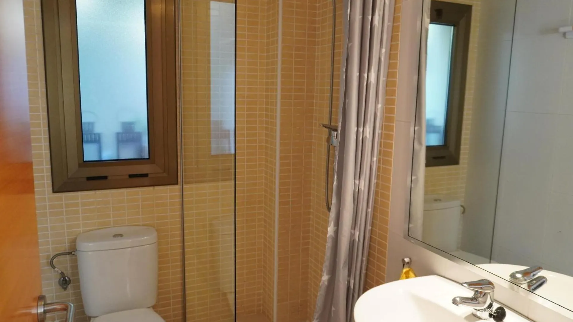 Hébergement de vacances Villa Casa Moderna Con Piscina Comunitaria, Cerca De L'Estartit Y Actividades En La Playa - Es-323-51
